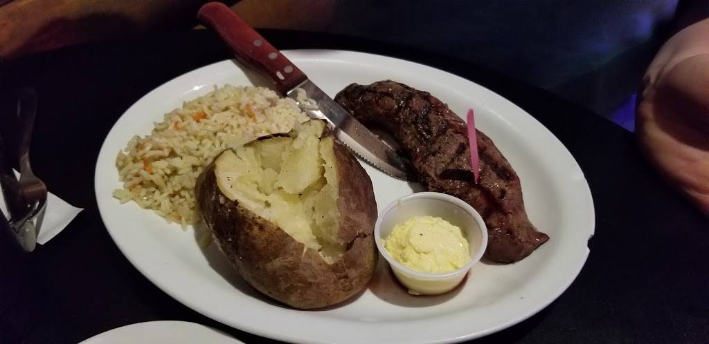 Little Daves Roadhouse | restaurant | 1092 By Pass Rd, Brandenburg, KY 40108, USA | 2704227832 OR +1 270-422-7832