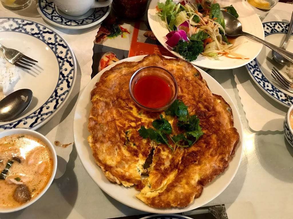 Marnee Thai Restaurant | restaurant | 2225 Irving St, San Francisco, CA 94122, USA | 4156659500 OR +1 415-665-9500