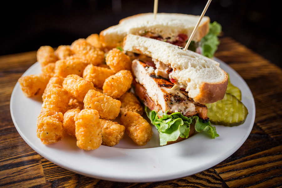 Small Bar | restaurant | 2956 N Albany Ave, Chicago, IL 60618, USA | 7735099888 OR +1 773-509-9888