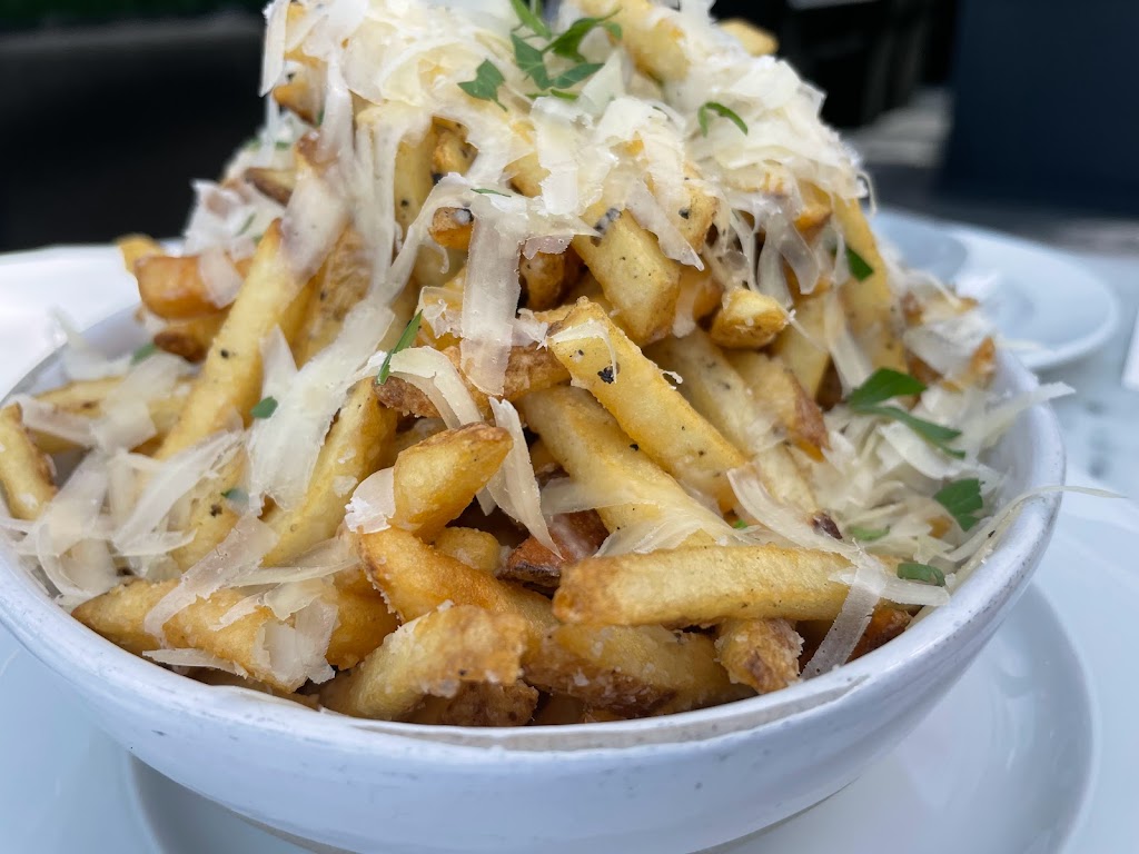 RH Rooftop Restaurant Dallas | restaurant | 3133 Knox St, Dallas, TX 75205, USA | 2145207255 OR +1 214-520-7255