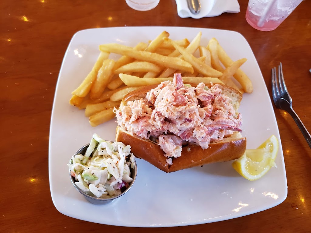 The Nantucket Lobster Trap | restaurant | 23 Washington St, Nantucket, MA 02554, USA | 5082284200 OR +1 508-228-4200