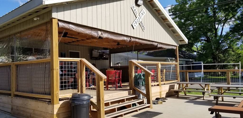 Rails & Ales | restaurant | 1210 6th St #2145, Leeds, AL 35094, USA | 2053520365 OR +1 205-352-0365