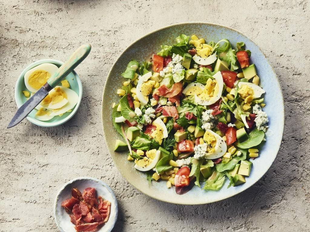 Freshii Erin Mills | restaurant | 5100 Erin Mills Pkwy, Mississauga, ON L5M 4Z5, Canada | 9059976001 OR +1 905-997-6001