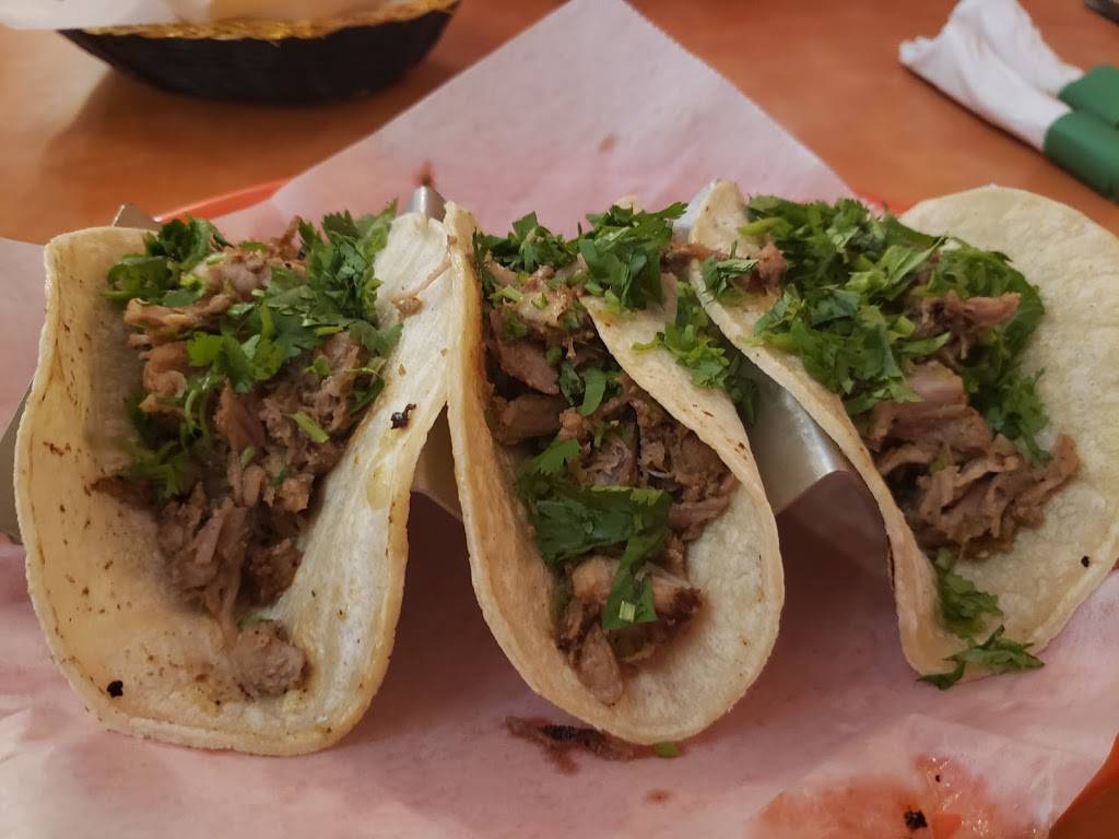 Rodeo Mexican Restaurant | restaurant | 304 W Oglethorpe Hwy, Hinesville, GA 31313, USA | 9128772040 OR +1 912-877-2040