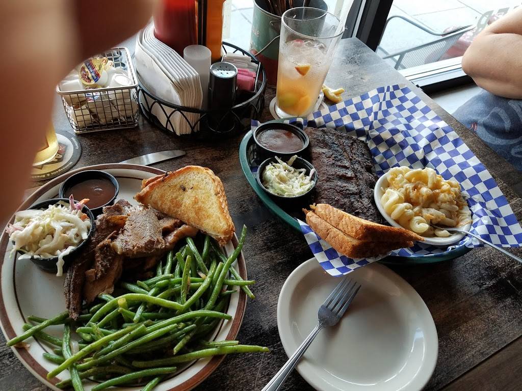 Prescott Roadhouse | restaurant | 127 Broad St, Prescott, WI 54021, USA | 7152622282 OR +1 715-262-2282