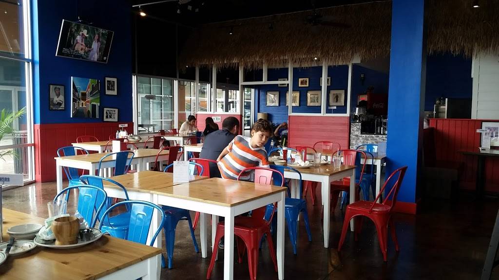 Papis Puerto Rican Cuisine | restaurant | 440 E McCullough Dr Suite 123, Charlotte, NC 28262, USA | 9802074253 OR +1 980-207-4253