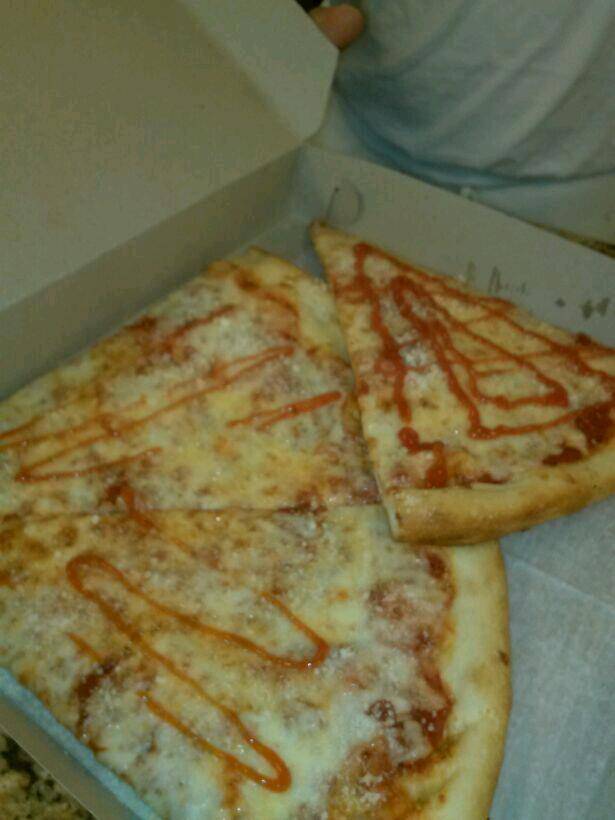 Rosario Pizza | restaurant | 374 Central Ave, Brooklyn, NY 11221, USA | 7184550949 OR +1 718-455-0949