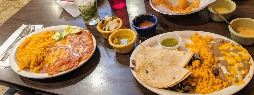 Zarates Latin Mexican Grill | restaurant | 706 S Broadway, Edmond, OK 73034, USA | 4053306400 OR +1 405-330-6400