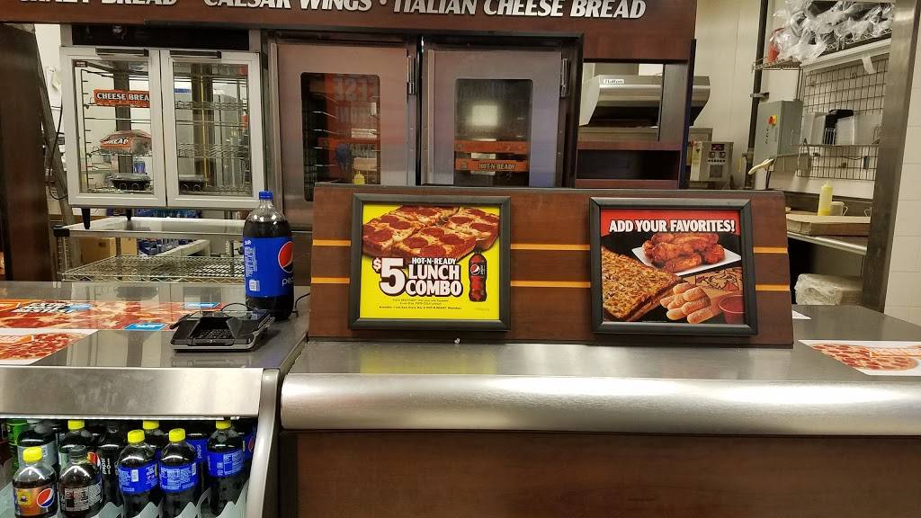 Little Caesars Pizza | meal takeaway | 840 S Arlington Heights Rd, Elk Grove Village, IL 60007, USA | 8476401715 OR +1 847-640-1715