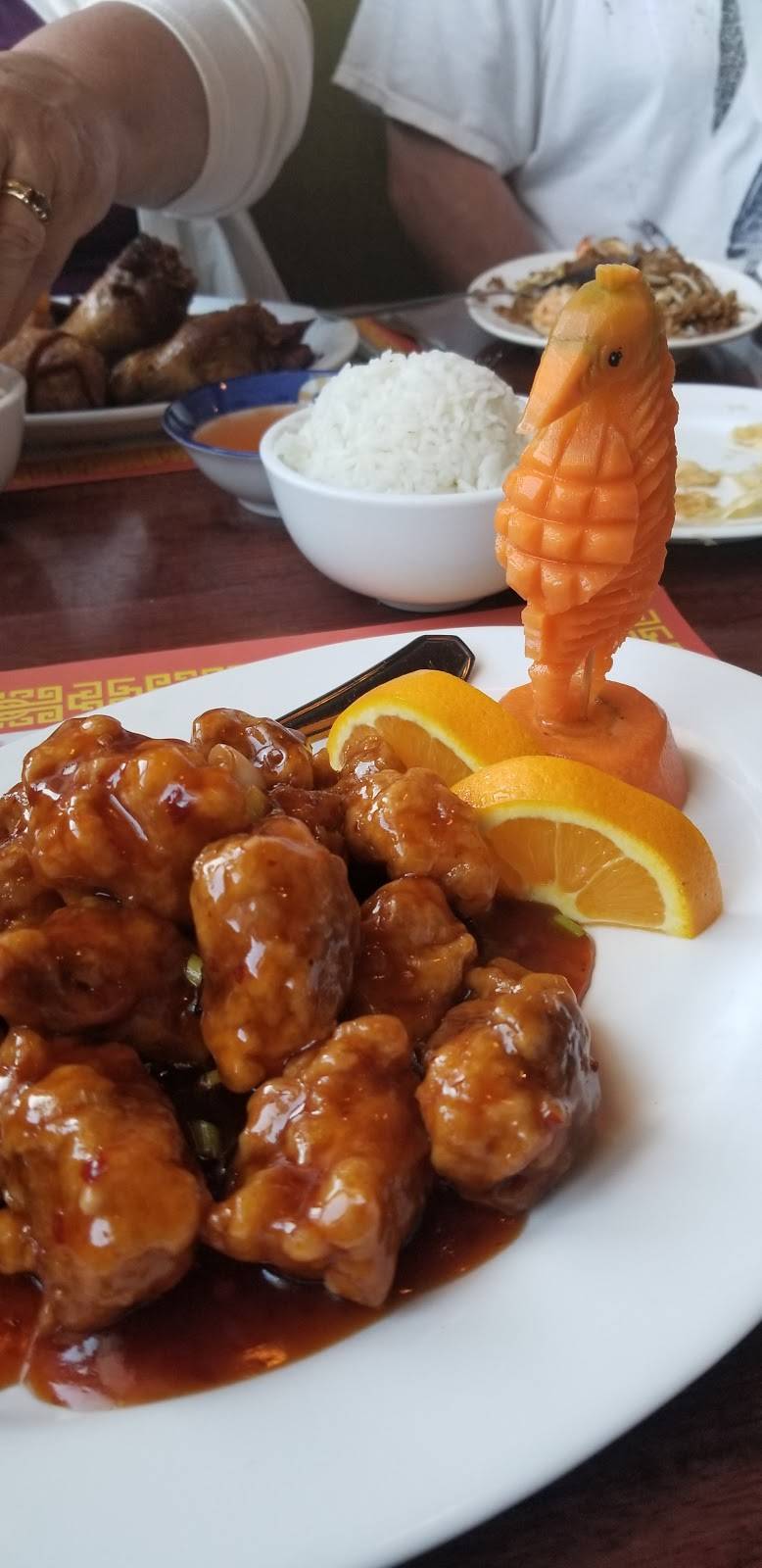 Bamboo Garden Restaurant | restaurant | 8 Market Pl Dr, York, ME 03909, USA | 2073614388 OR +1 207-361-4388