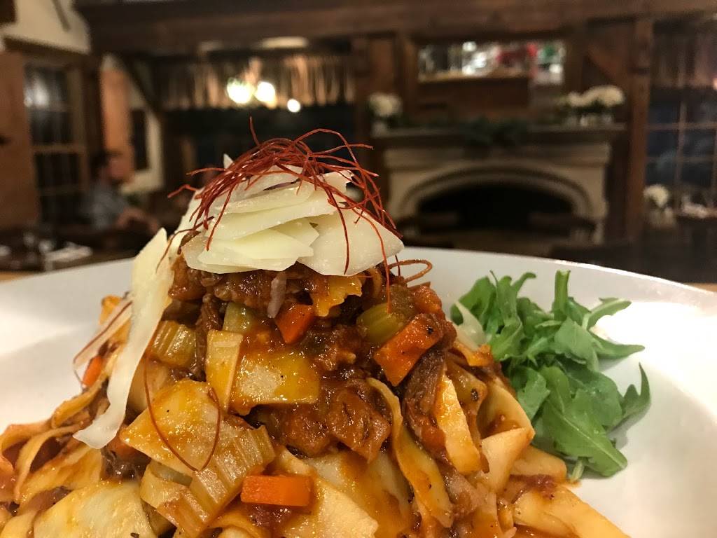 Comfort at the Back Porch | restaurant | 4000 W Skippack Pike, Skippack, PA 19474, USA | 4849918660 OR +1 484-991-8660