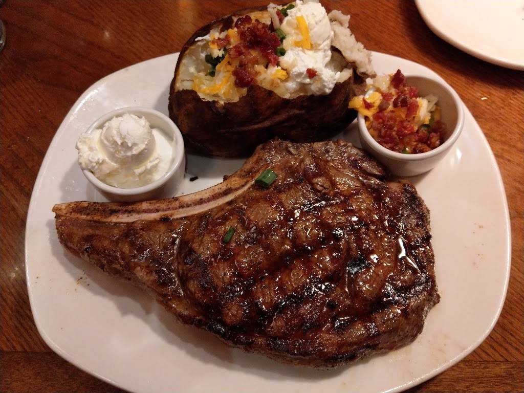 Outback Steakhouse | restaurant | 100 N Pointe Blvd, Lancaster, PA 17601, USA | 7175694500 OR +1 717-569-4500