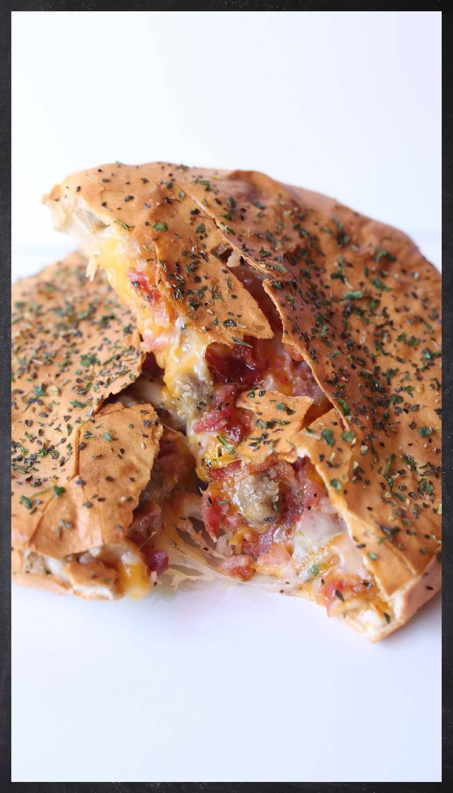 D.P. Dough | restaurant | 1515 E North Ave, Milwaukee, WI 53202, USA | 4147750555 OR +1 414-775-0555