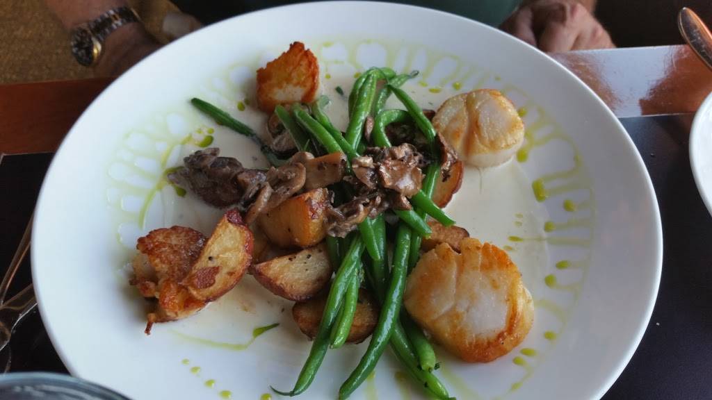 Baxters Lakeside Grille | restaurant | 2124 Bagnell Dam Blvd, Lake Ozark, MO 65049, USA | 5733652669 OR +1 573-365-2669