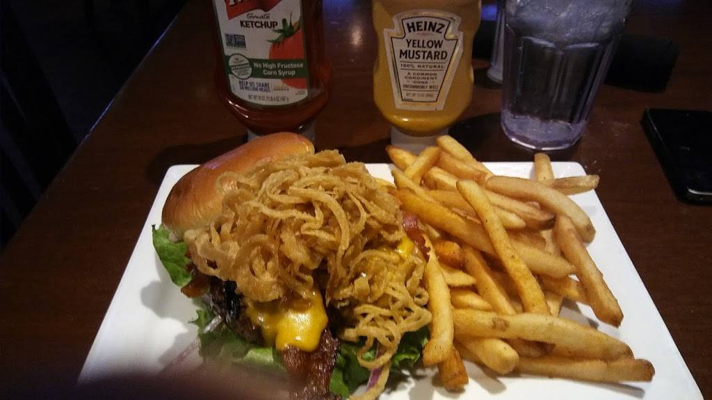 Tilted Kilt Pub and Eatery Schaumburg, IL | restaurant | 1140 E Higgins Rd, Schaumburg, IL 60173, USA | 8474132000 OR +1 847-413-2000