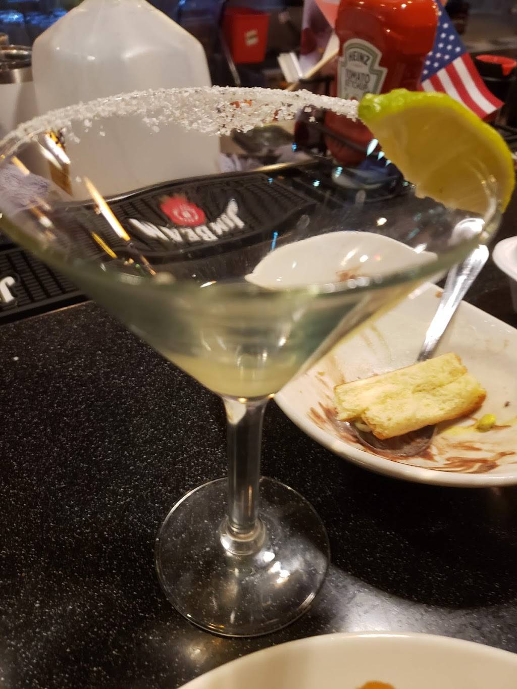 Applebees Grill + Bar | restaurant | 2000 Vermillion St, Hastings, MN 55033, USA | 6514388604 OR +1 651-438-8604