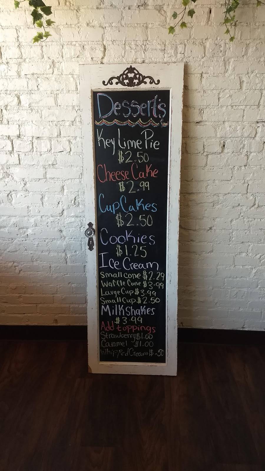 Crawford’s Diner | restaurant | 330 N Main St, Troy, NC 27371, USA | 9105710975 OR +1 910-571-0975