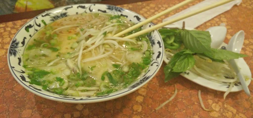 Pho New | restaurant | 2441 Centreville Rd # F3, Herndon, VA 20171, USA | 7037939399 OR +1 703-793-9399