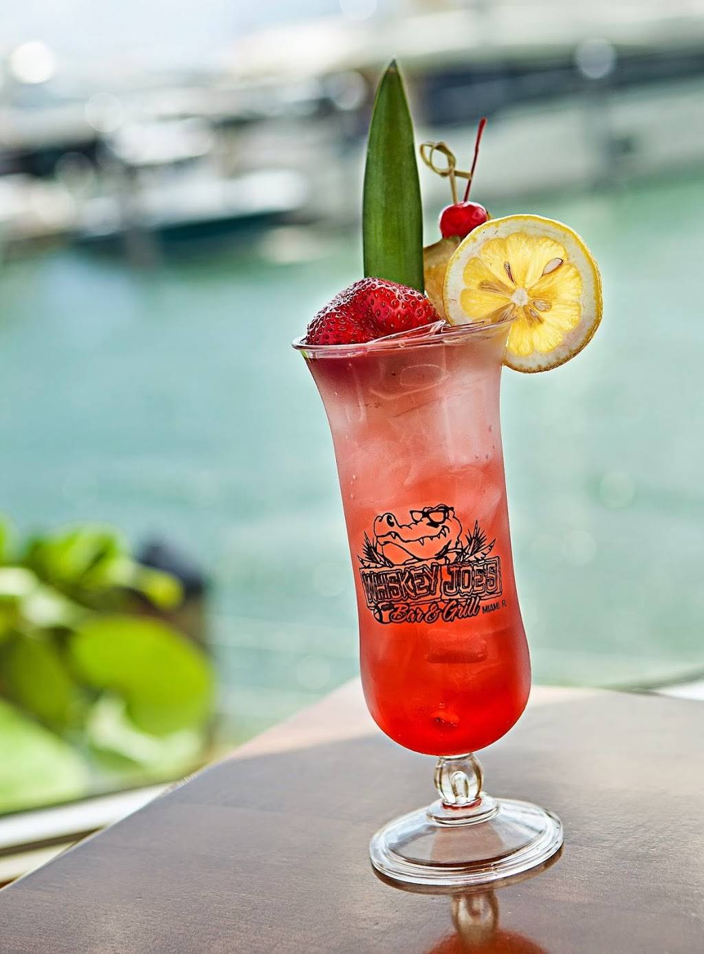 Whiskey Joes | restaurant | 3301 Rickenbacker Causeway, Key Biscayne, FL 33149, USA | 3054236590 OR +1 305-423-6590