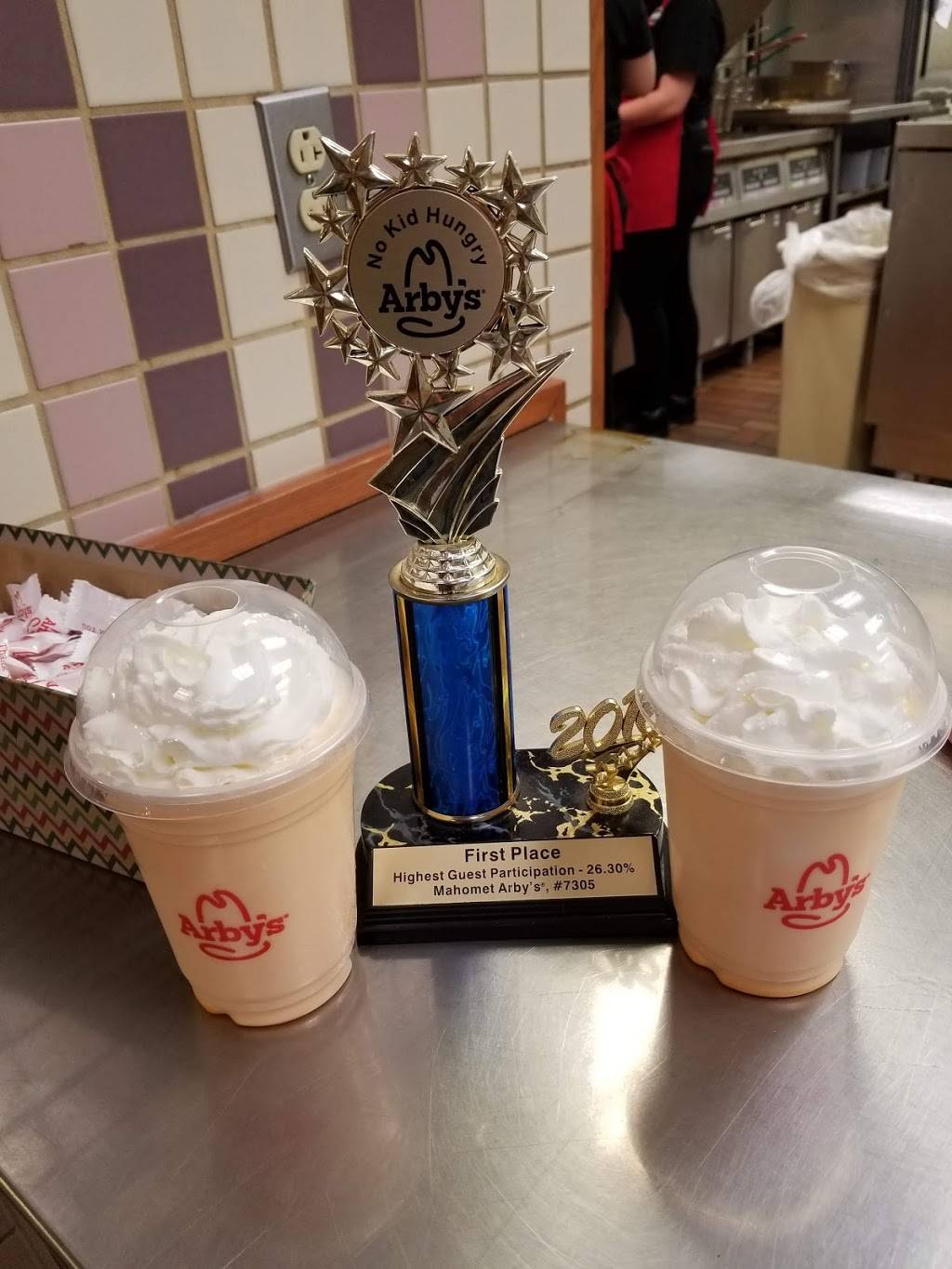 Arbys | restaurant | 207 N Lombard St, Mahomet, IL 61853, USA | 2175863406 OR +1 217-586-3406