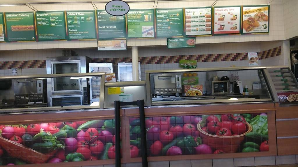 Subway Restaurants | restaurant | 2000 E Randol Mill Rd #603, Arlington, TX 76011, USA | 8178607391 OR +1 817-860-7391
