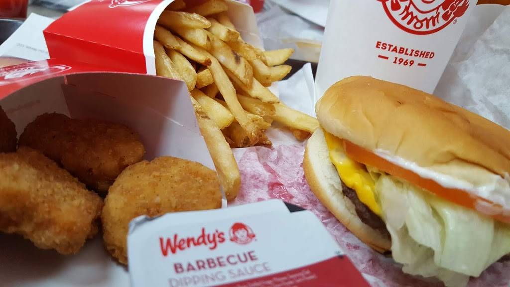 Wendys | restaurant | 133-50 Whitestone Expy, Flushing, NY 11354, USA | 7187624055 OR +1 718-762-4055