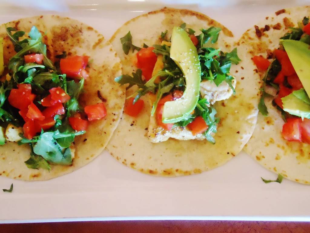 Flamez Bistro | restaurant | 9821 Montgomery Blvd NE STE C, Albuquerque, NM 87111, USA | 5052750522 OR +1 505-275-0522