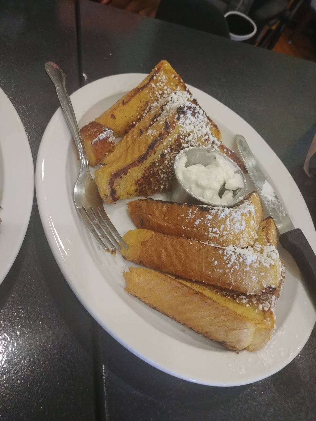 Nunos Cafe | restaurant | 12001 Avalon Lake Dr G, Orlando, FL 32828, USA | 4079303080 OR +1 407-930-3080