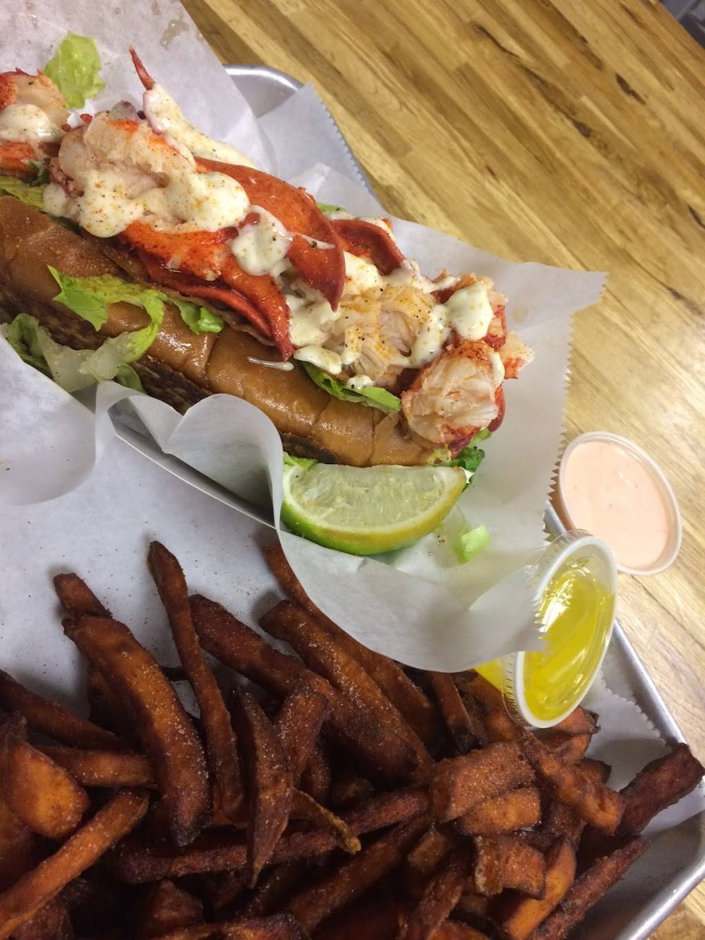 Bucket O Shrimp | restaurant | 3170 Frontage Rd, Gainesville, GA 30504, USA | 6786968646 OR +1 678-696-8646