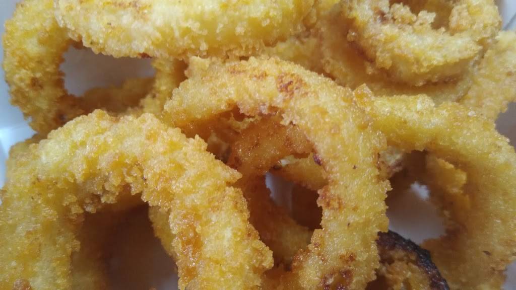 Freds Fish Fry | restaurant | 515 West Ave, San Antonio, TX 78201, USA | 2107326355 OR +1 210-732-6355