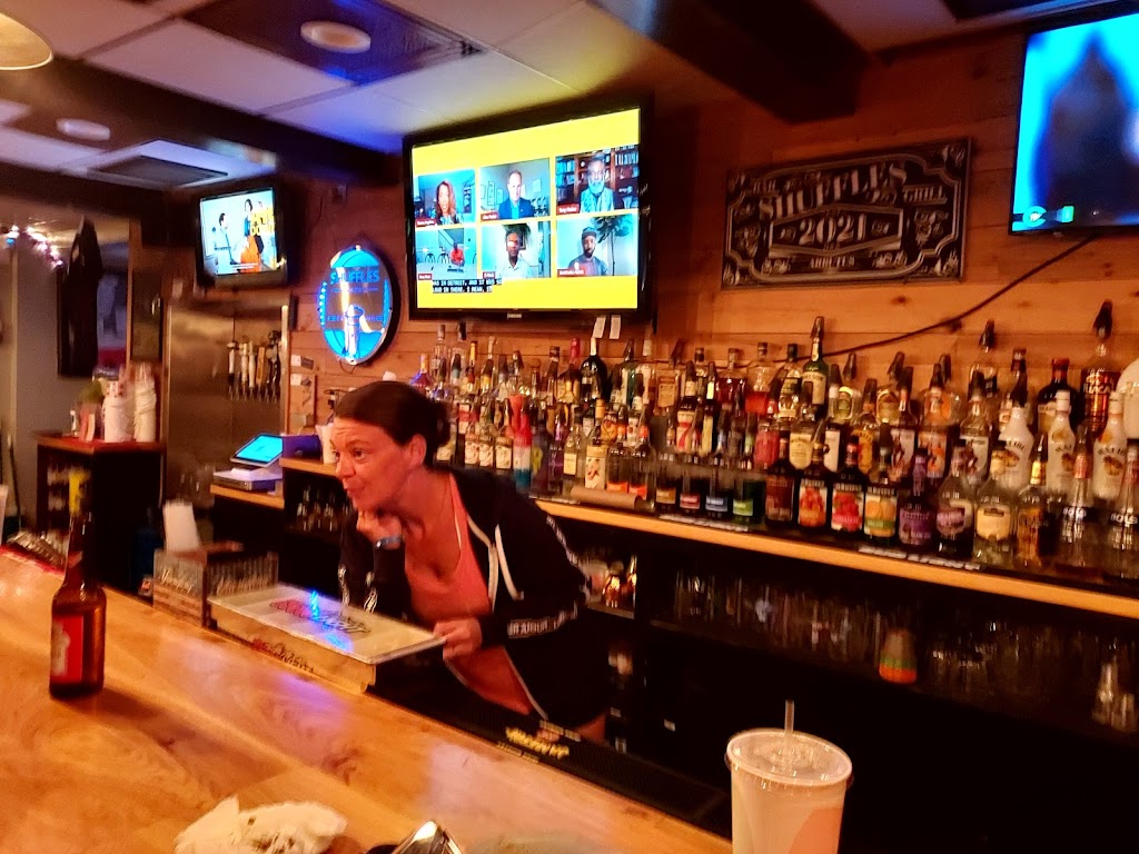 Shuffles Bar & Grill | restaurant | 5309 East Dr, Arbutus, MD 21227, USA | 4432978962 OR +1 443-297-8962