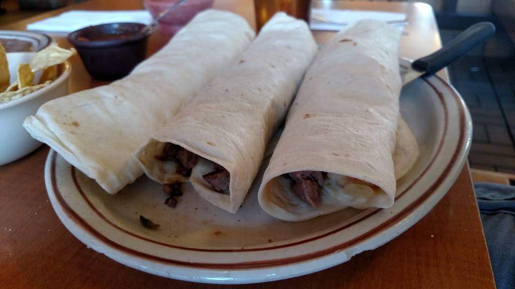 La Malinche (Mexican food) | restaurant | 910 N Yarbrough Dr, El Paso, TX 79915, USA | 9155983811 OR +1 915-598-3811