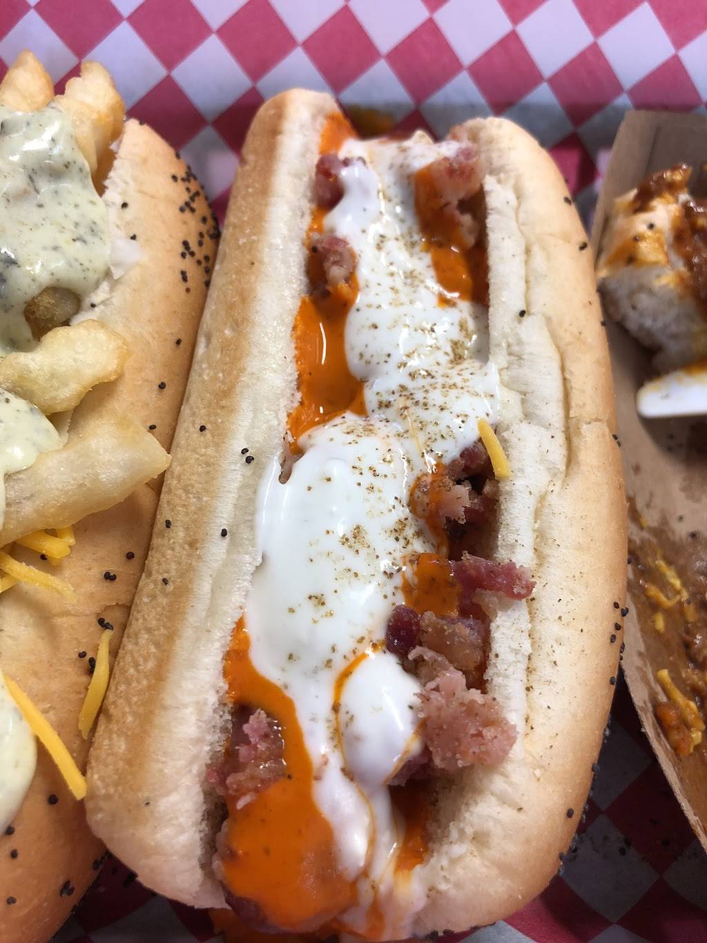 Roys Chicago Doggery & Italian Beef | meal takeaway | 84 Corona Rd, Petaluma, CA 94954, USA | 7077741574 OR +1 707-774-1574