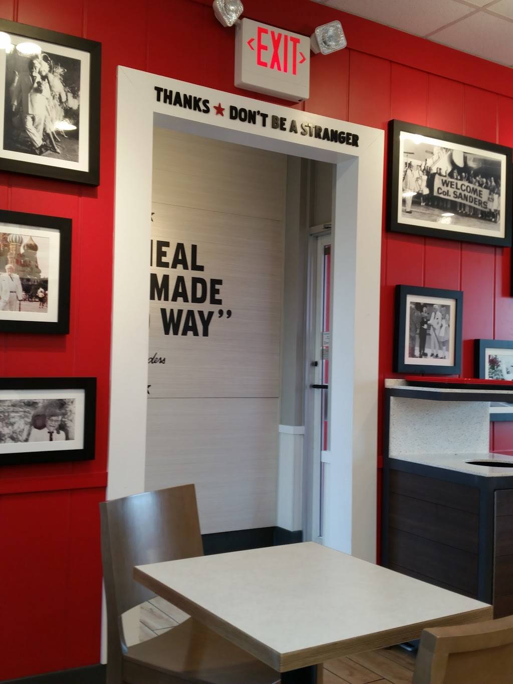 KFC | restaurant | 6010 Wesley St, Greenville, TX 75402, USA | 9034550505 OR +1 903-455-0505