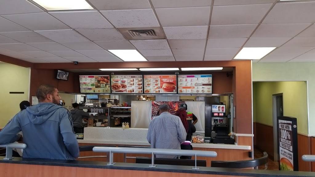 Burger King | restaurant | 5068 Old National Hwy, College Park, GA 30349, USA | 4047632491 OR +1 404-763-2491