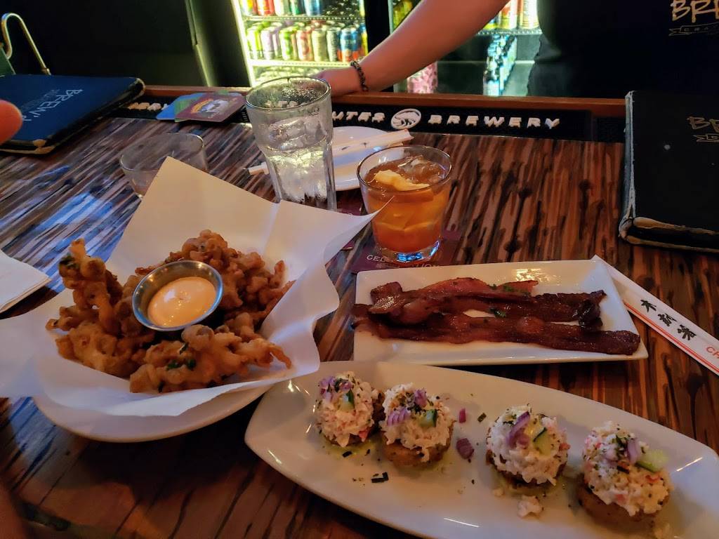 BREWd craft pub | restaurant | 3441 Waialae Ave A, Honolulu, HI 96816, USA | 8087322337 OR +1 808-732-2337