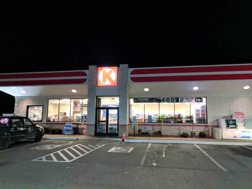 Circle K | cafe | 405 Main St, Canton, IL 61520, USA | 3096479276 OR +1 309-647-9276
