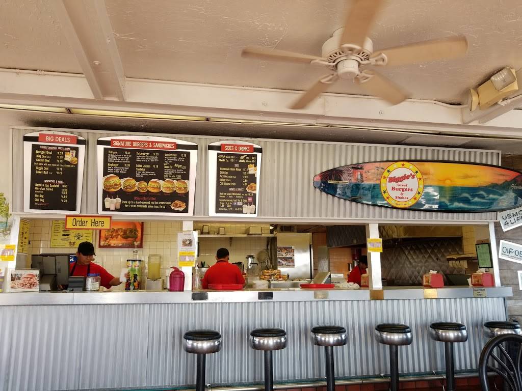 Biggies Burgers | restaurant | 1017 S El Camino Real, San Clemente, CA 92672, USA | 9494929182 OR +1 949-492-9182