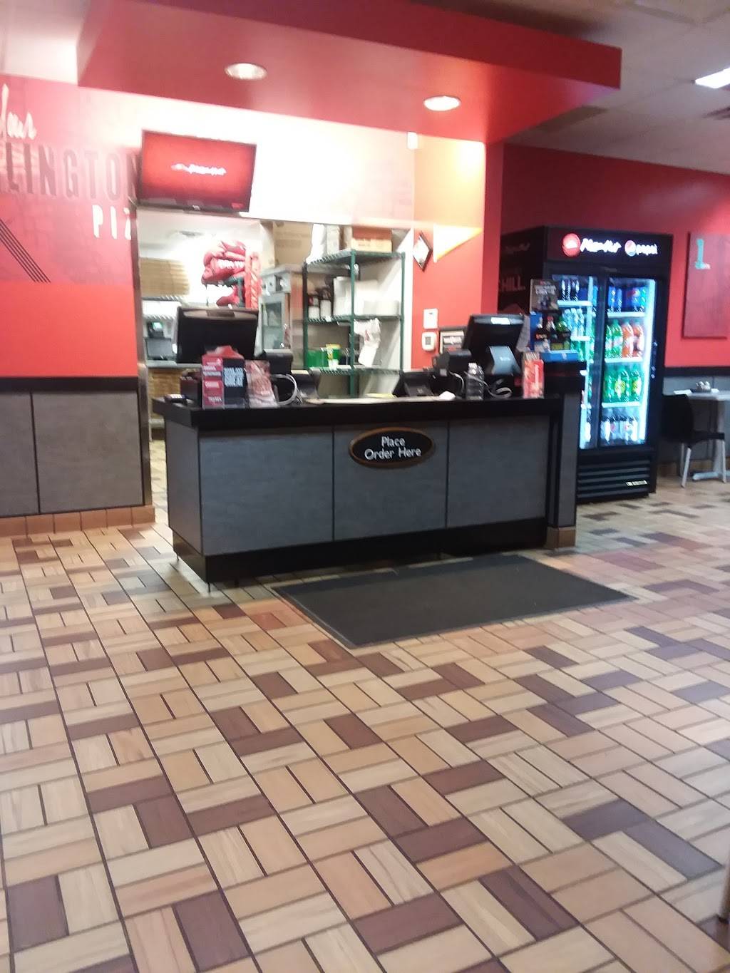 Pizza Hut | restaurant | 1080 Milwaukee Ave, Burlington, WI 53105, USA | 2627638432 OR +1 262-763-8432