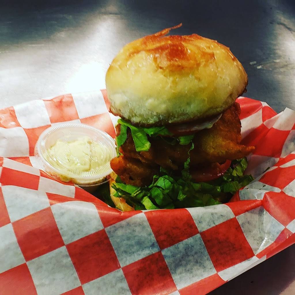 Alicia cafe | restaurant | 1187 Weirs Blvd, Laconia, NH 03246, USA | 6033664600 OR +1 603-366-4600