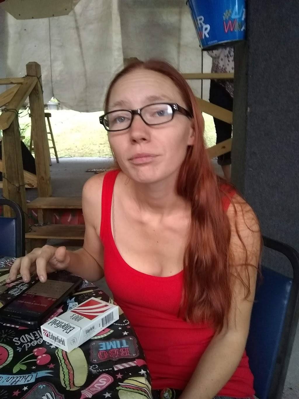 Steves Trackside Bar | restaurant | 16485 S US-301, Summerfield, FL 34491, USA | 3523478226 OR +1 352-347-8226