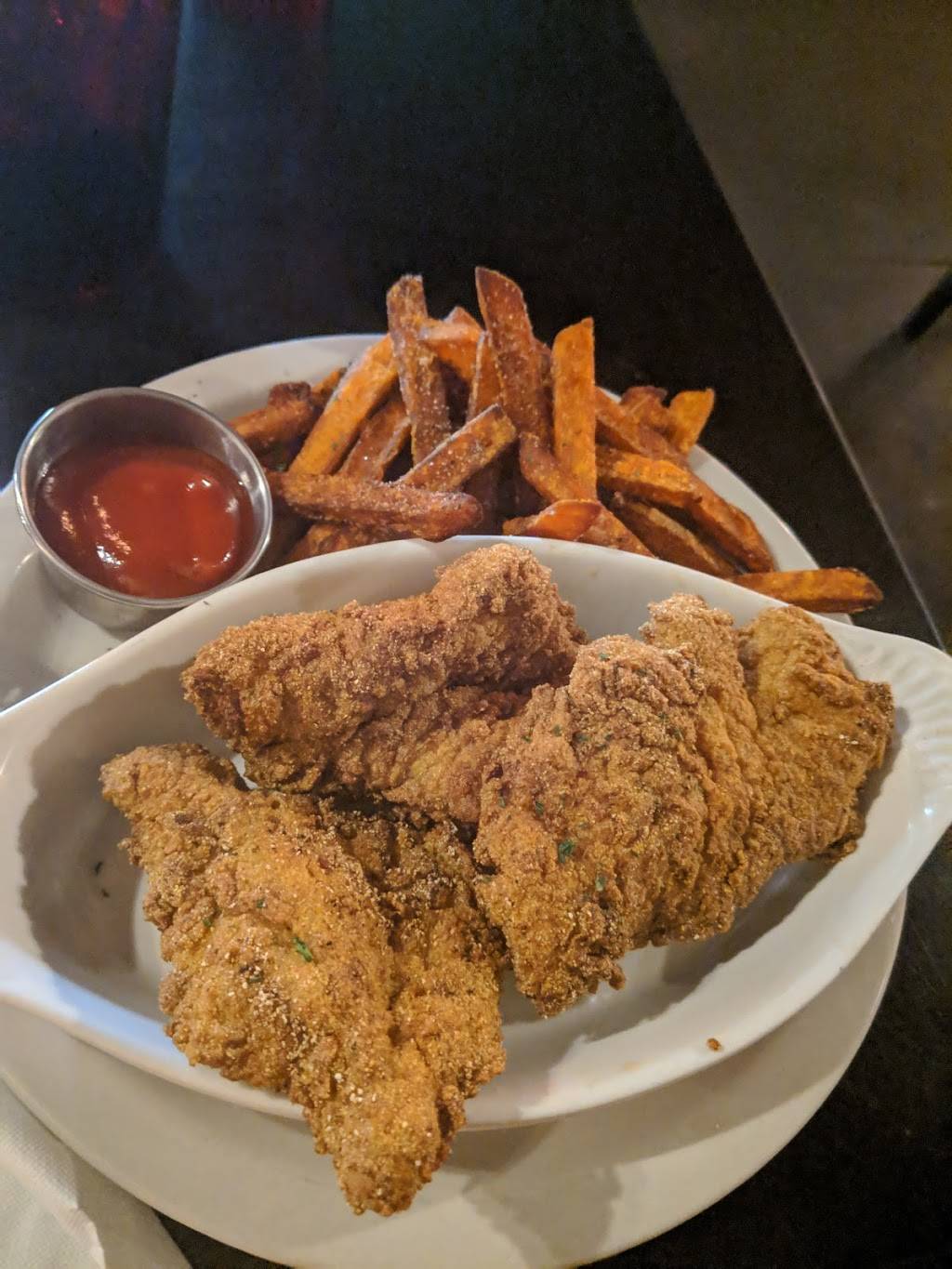 The Free Man Cajun Cafe & Lounge | meal takeaway | 2626-2630 Commerce St, Dallas, TX 75226, USA | 2143779893 OR +1 214-377-9893