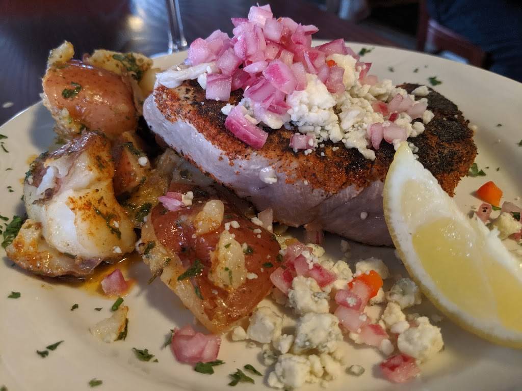 Tautogs Restaurant | restaurant | 205 23rd St, Virginia Beach, VA 23451, USA | 7574220081 OR +1 757-422-0081