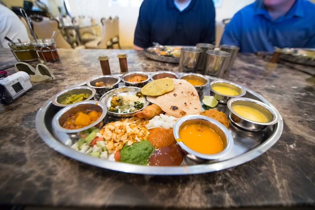 Maharaja Bhog | restaurant | 8338 Southwest Fwy, Houston, TX 77074, USA | 7137712464 OR +1 713-771-2464