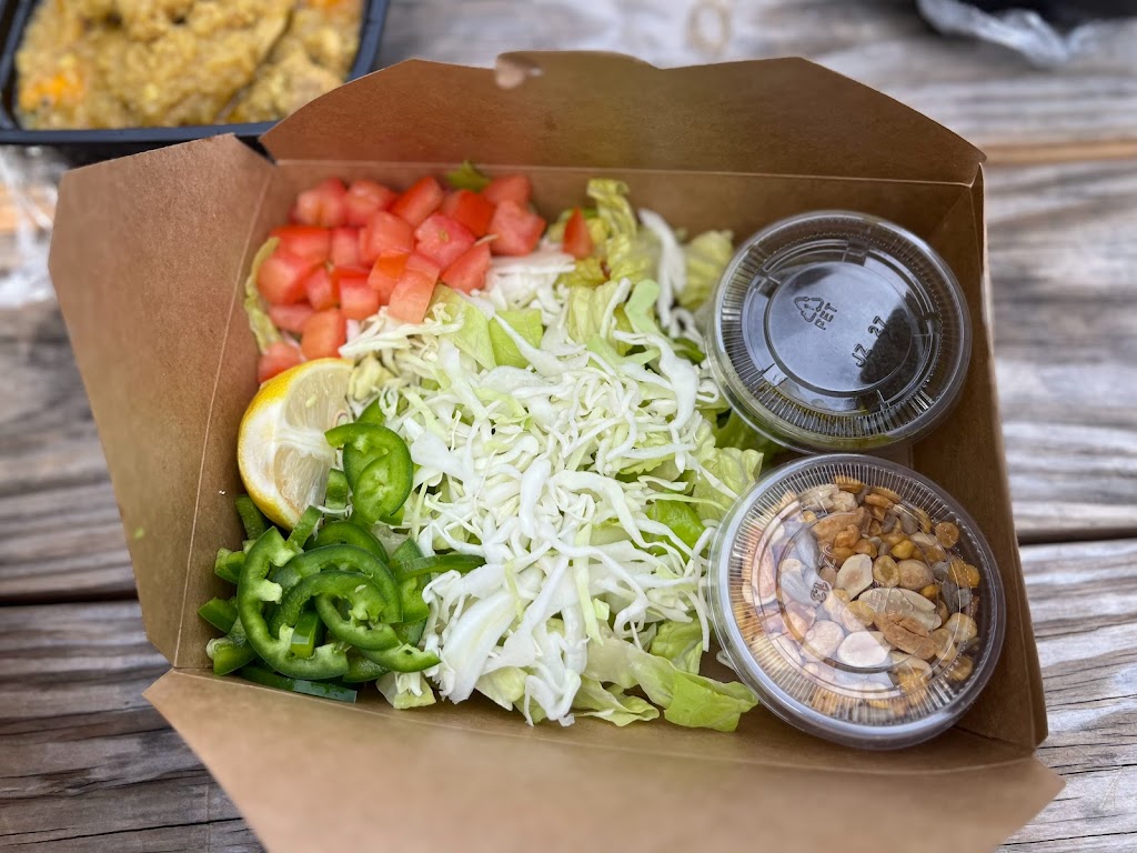 Burma Classic | restaurant | 90 Charter Oak Ave, San Francisco, CA 94124, USA | 4152715608 OR +1 415-271-5608