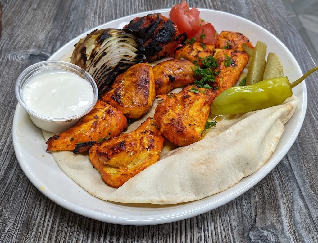 Tarboosh Gyro Grill | restaurant | 4300 Matlock Rd, Arlington, TX 76018, USA | 6822763028 OR +1 682-276-3028