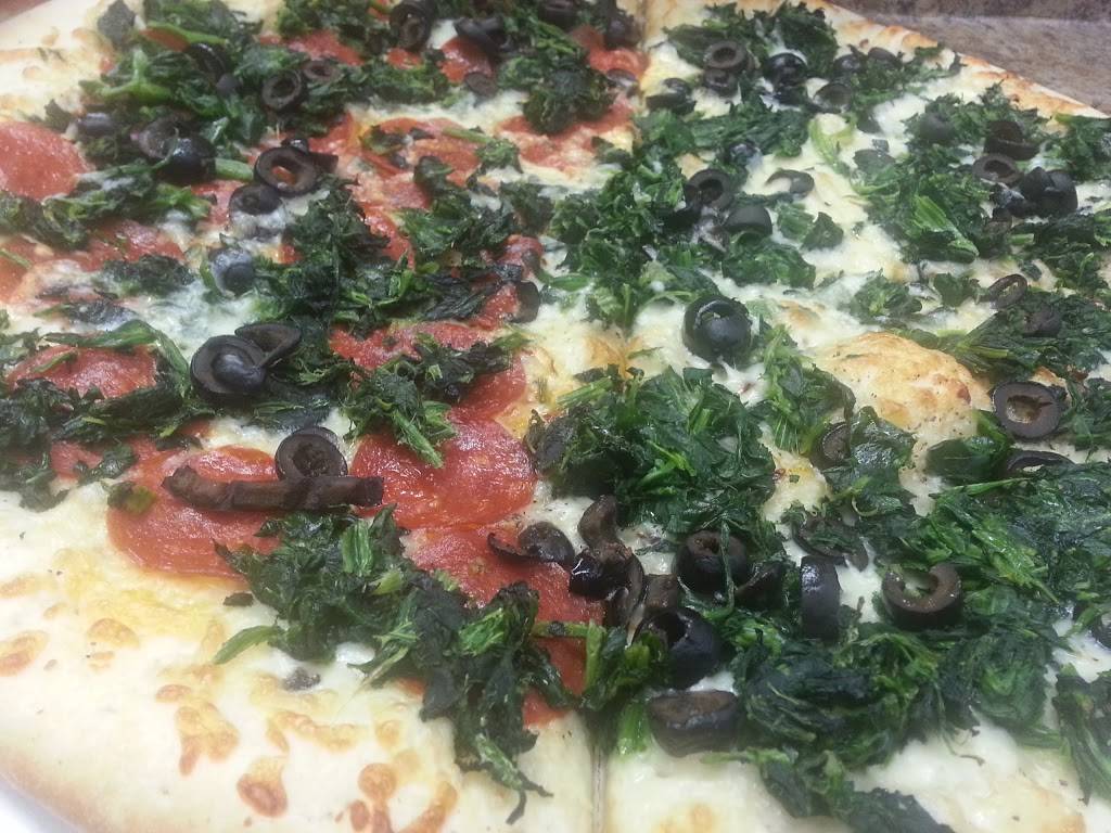 Marias Pizza & Wings Broad Street | restaurant | 1860 Broad St, Cranston, RI 02905, USA | 4019410017 OR +1 401-941-0017