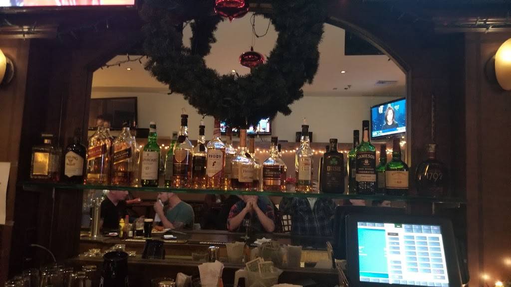 Michael Collins Irish Bar | restaurant | 1568 Haight St, San Francisco, CA 94117, USA | 4158611586 OR +1 415-861-1586