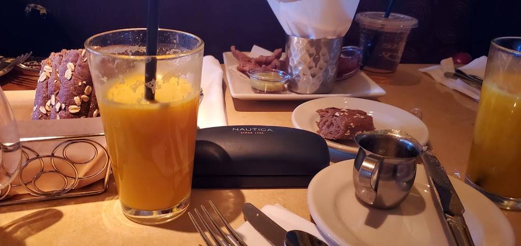 The Cheesecake Factory | restaurant | 3124 W Friendly Ave, Greensboro, NC 27408, USA | 3363231211 OR +1 336-323-1211