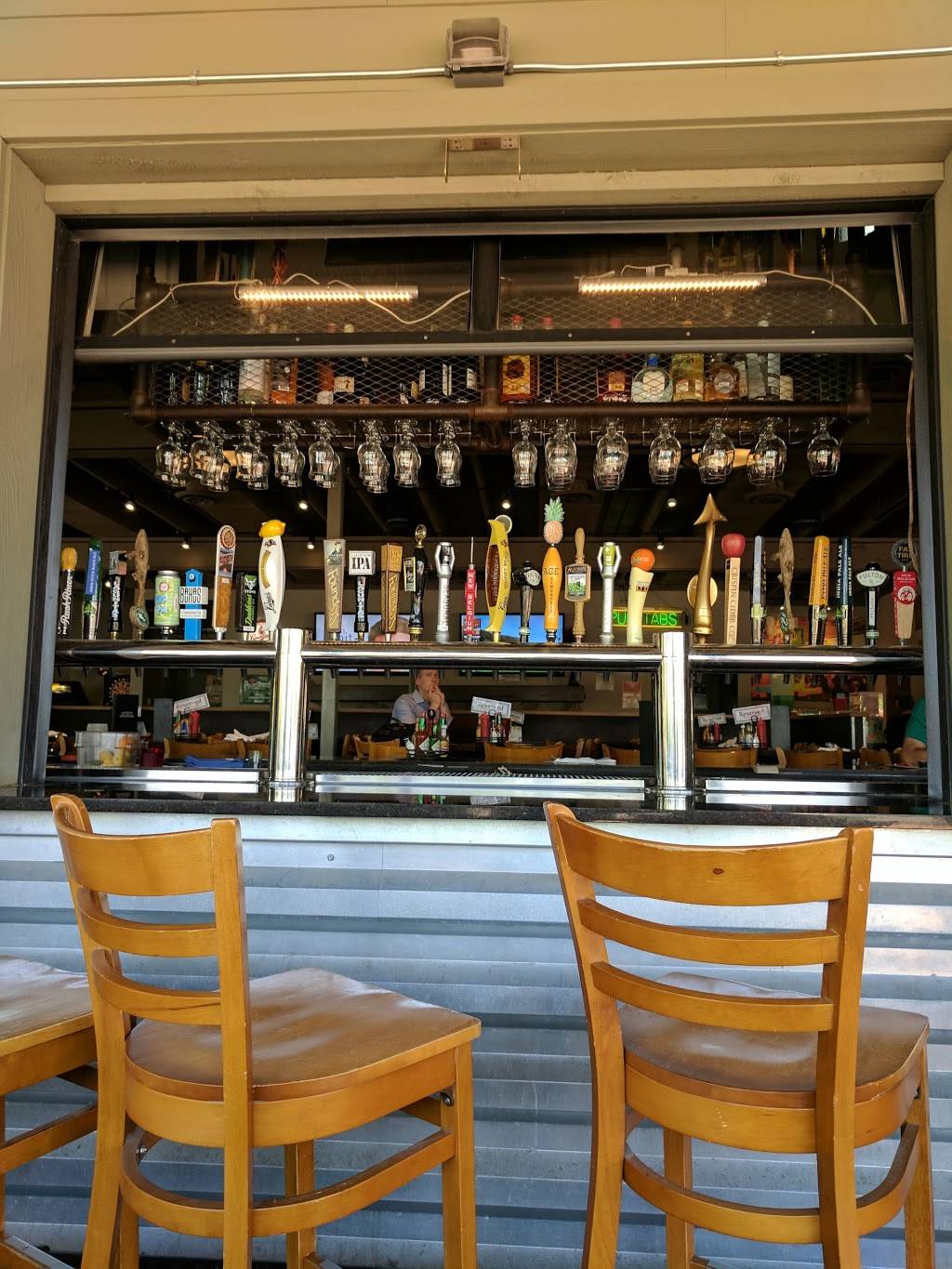 Lone Oak Grill | restaurant | 3010 Eagandale Pl, Eagan, MN 55121, USA | 6517892081 OR +1 651-789-2081